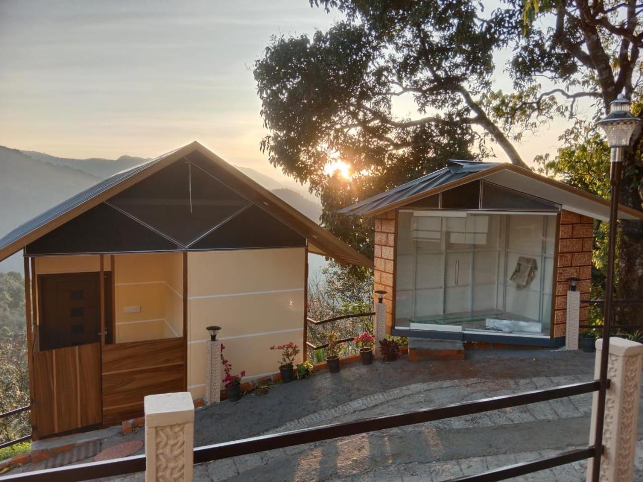 Cloudscape Homestay Pirmed Екстер'єр фото